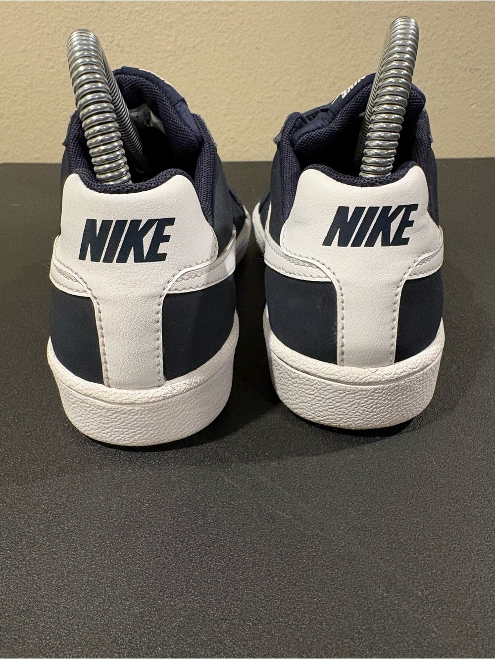 Nike Court Royale Unisex Kids Athletic Sneaker Blue/White 833536-400 Youth Sz 3Y - Picture 6 of 9